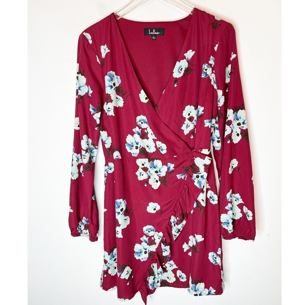 Lulus floral wrap dress. Size Large